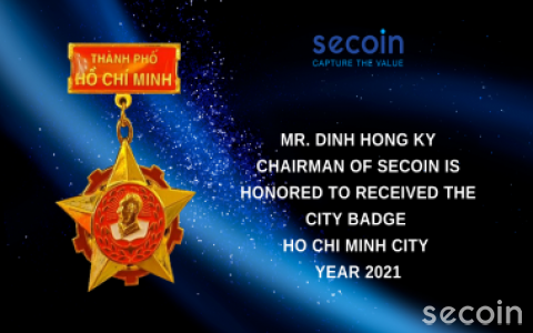 The Chairman of Secoin is honored to receive the award of City badge - Ho Chi Minh city